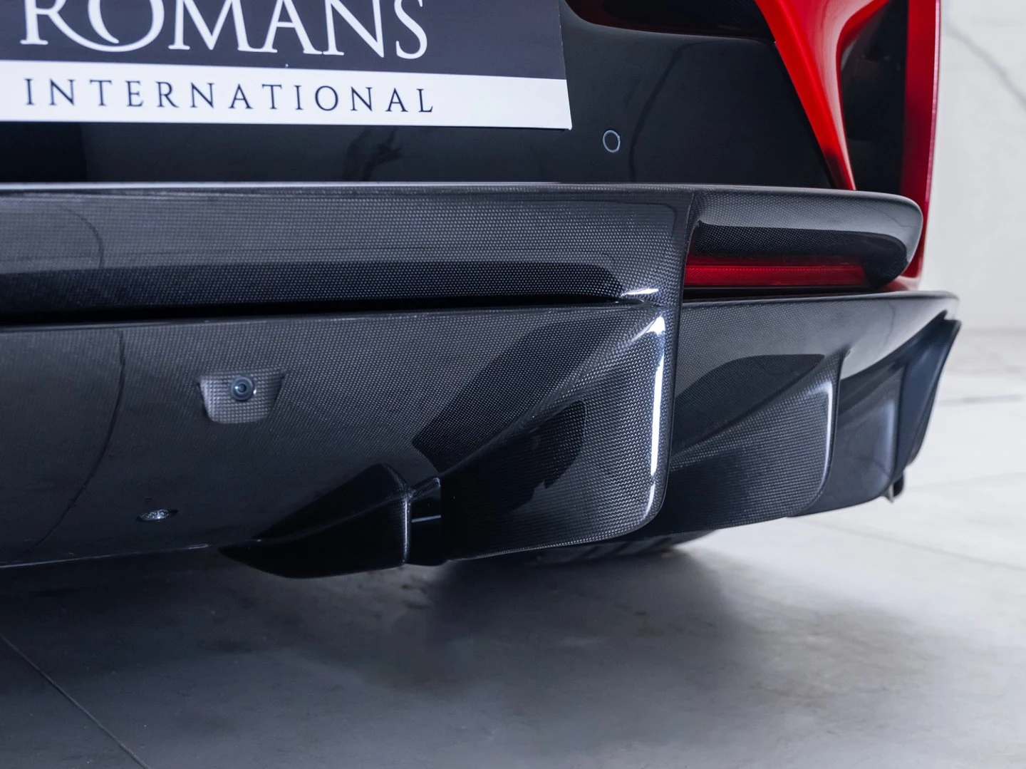 2023 Ferrari 812 Competizione, 2/20