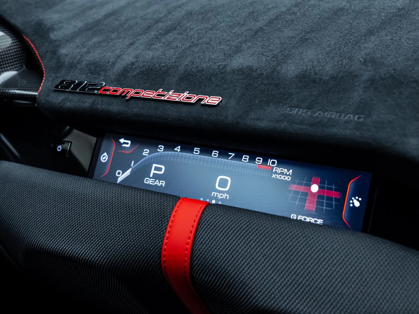 2023 Ferrari 812 Competizione, 4/20