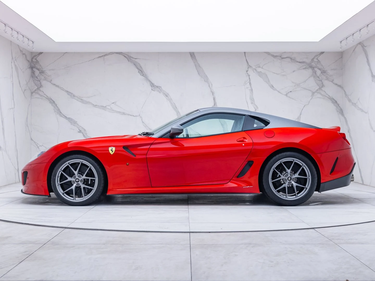 2011 Ferrari 599 GTO, 14/20