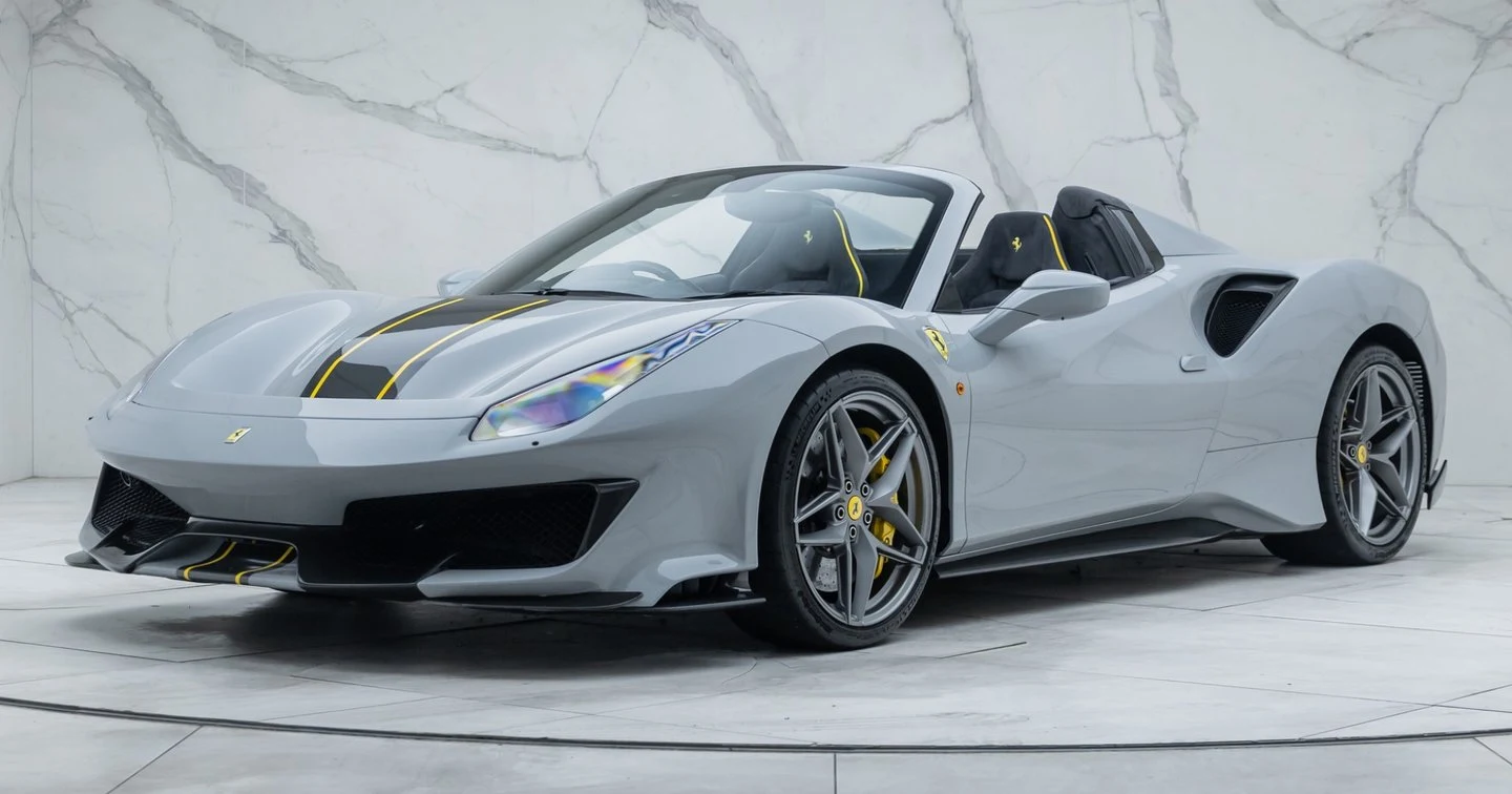 Ferrari 488 Pista Spider · Grigio Squalo · Romans International