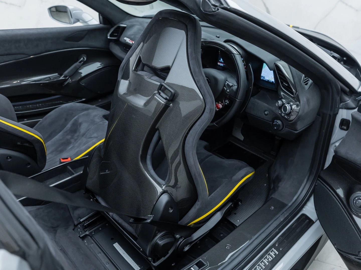 2020 Ferrari 488 Pista Spider, 11/20