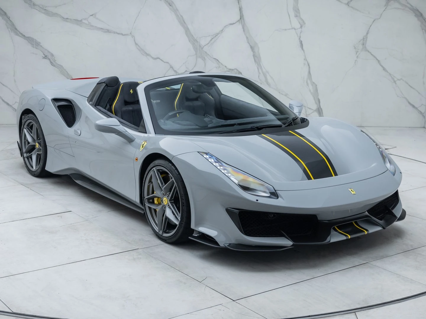 2020 Ferrari 488 Pista Spider, 15/20