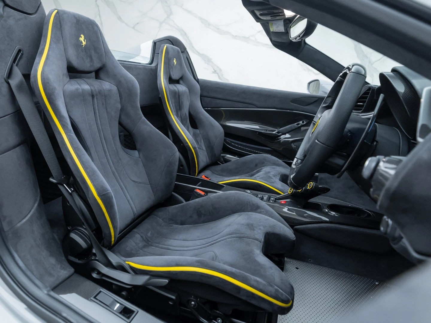 2020 Ferrari 488 Pista Spider, 18/20