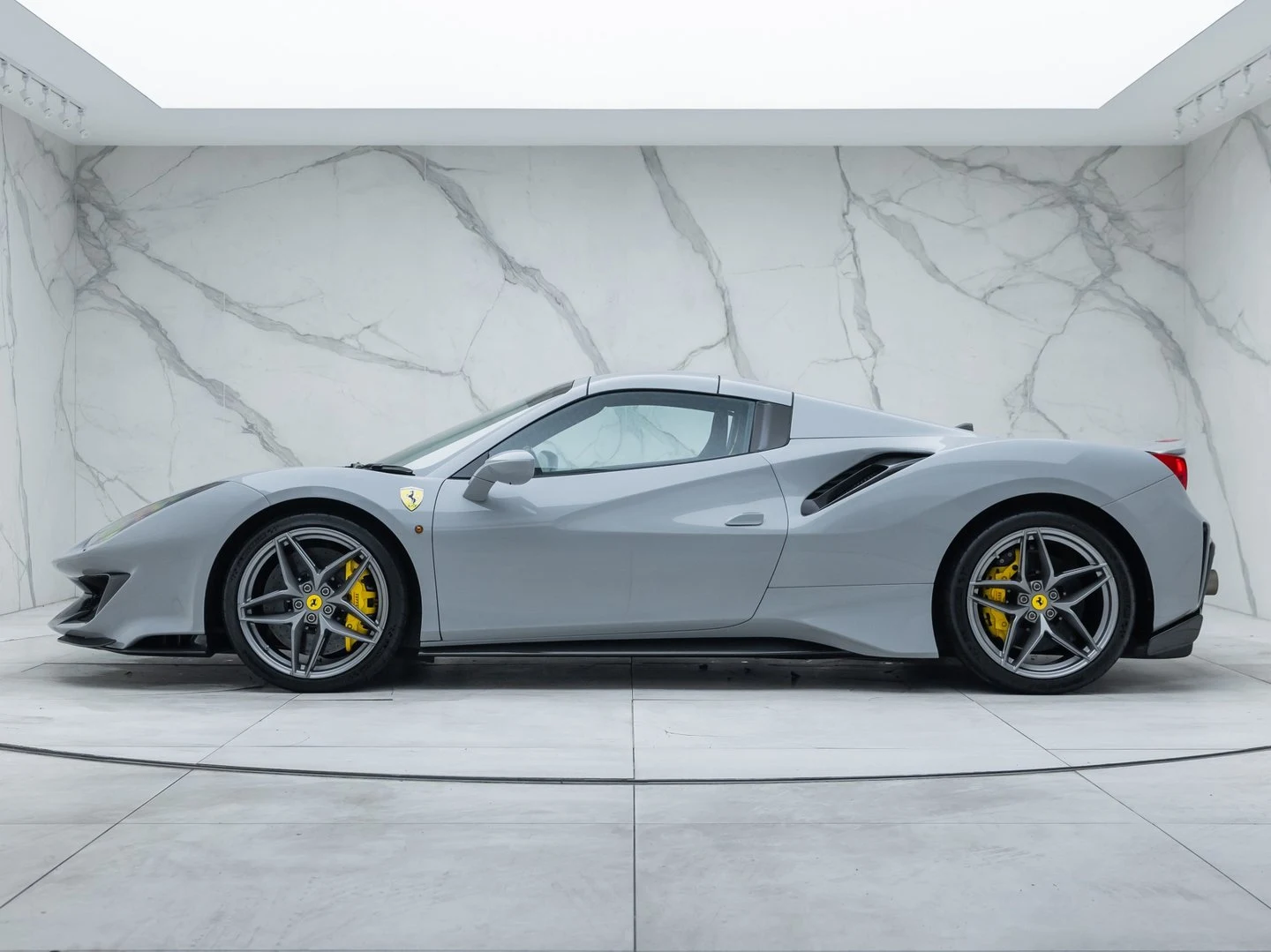 2020 Ferrari 488 Pista Spider, 20/20