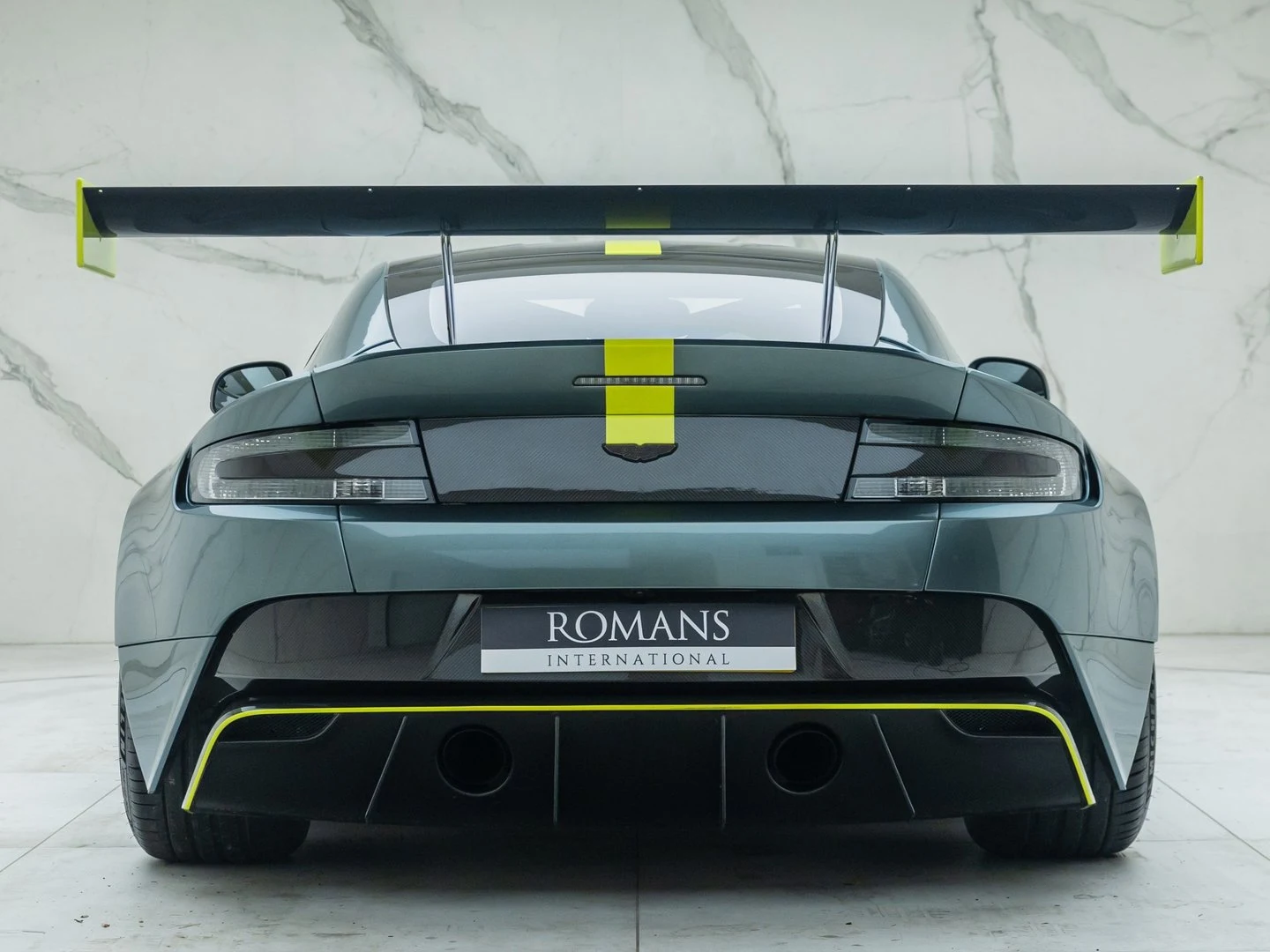 2017 Aston Martin Vantage AMR Pro, 2/20