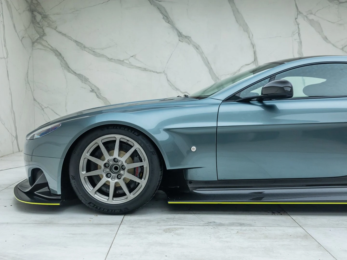 2017 Aston Martin Vantage AMR Pro, 12/20