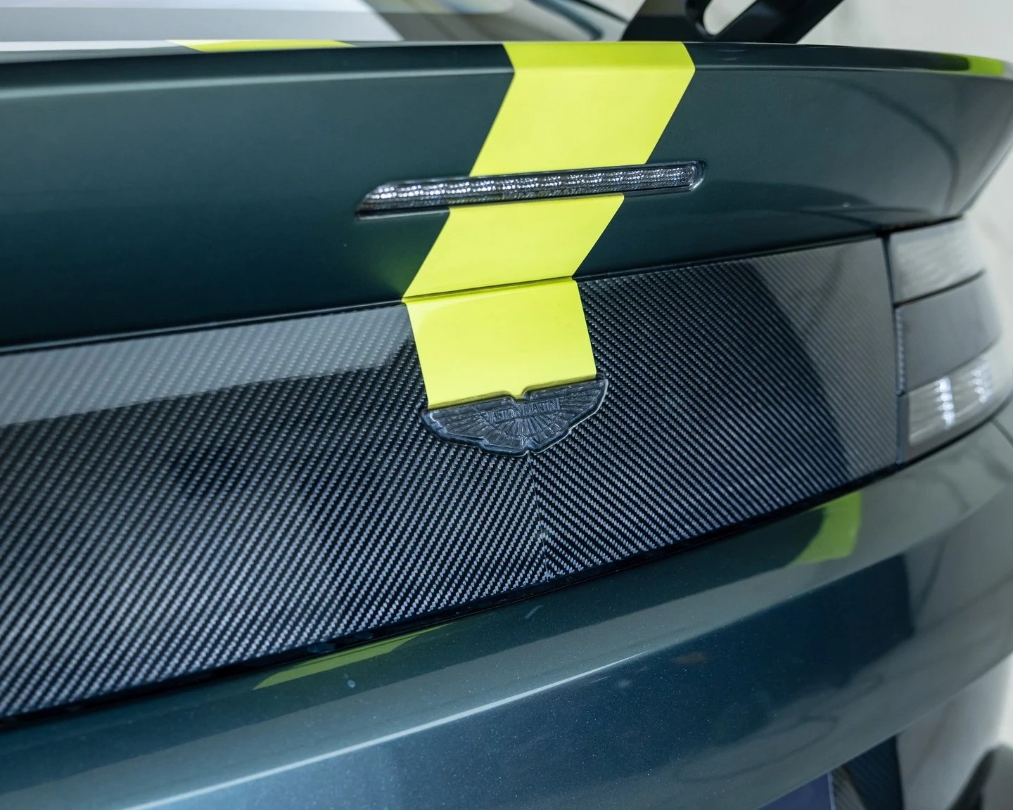 2017 Aston Martin Vantage AMR Pro, 20/20