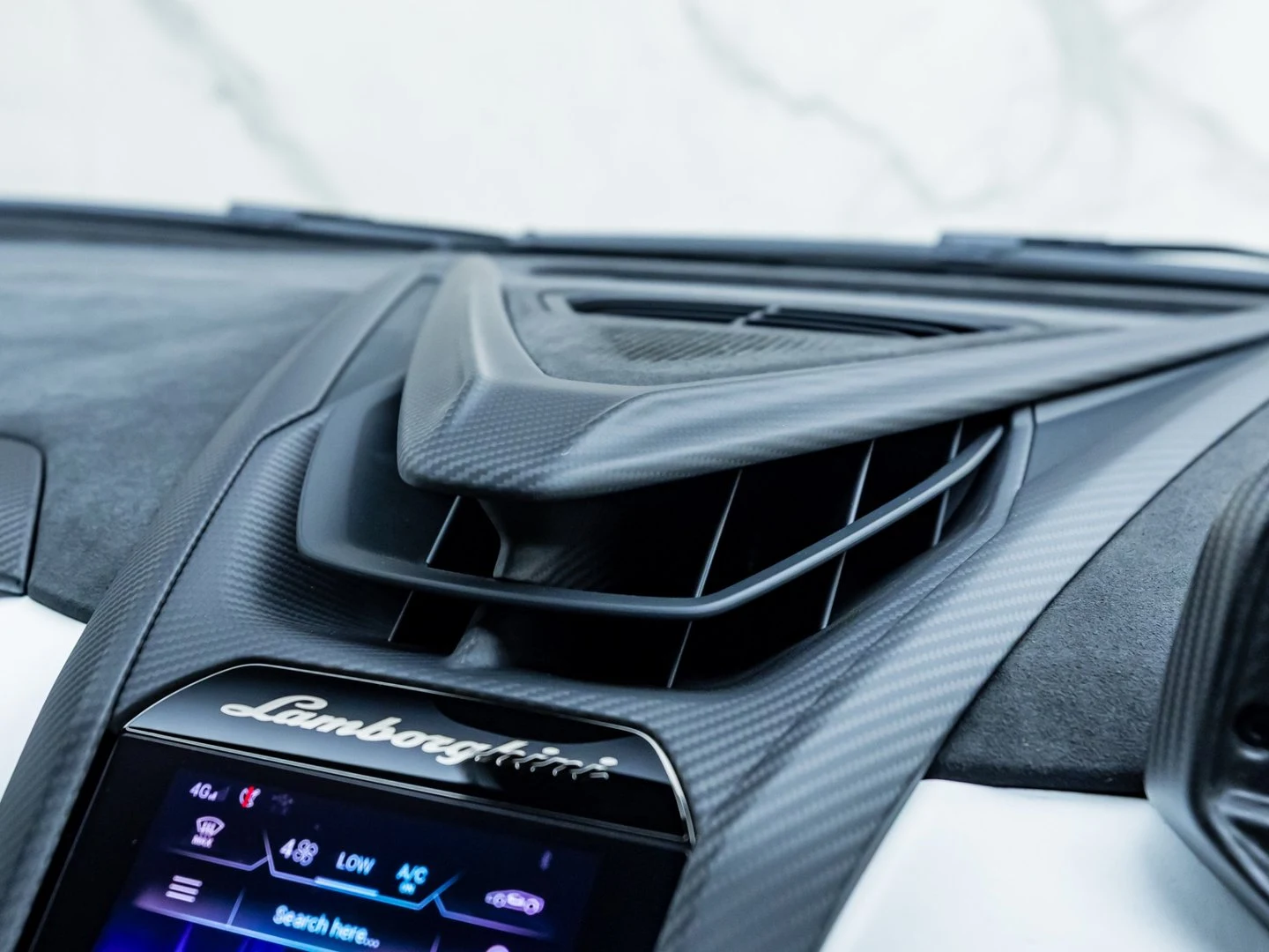 2024 Lamborghini Revuelto, 14/20