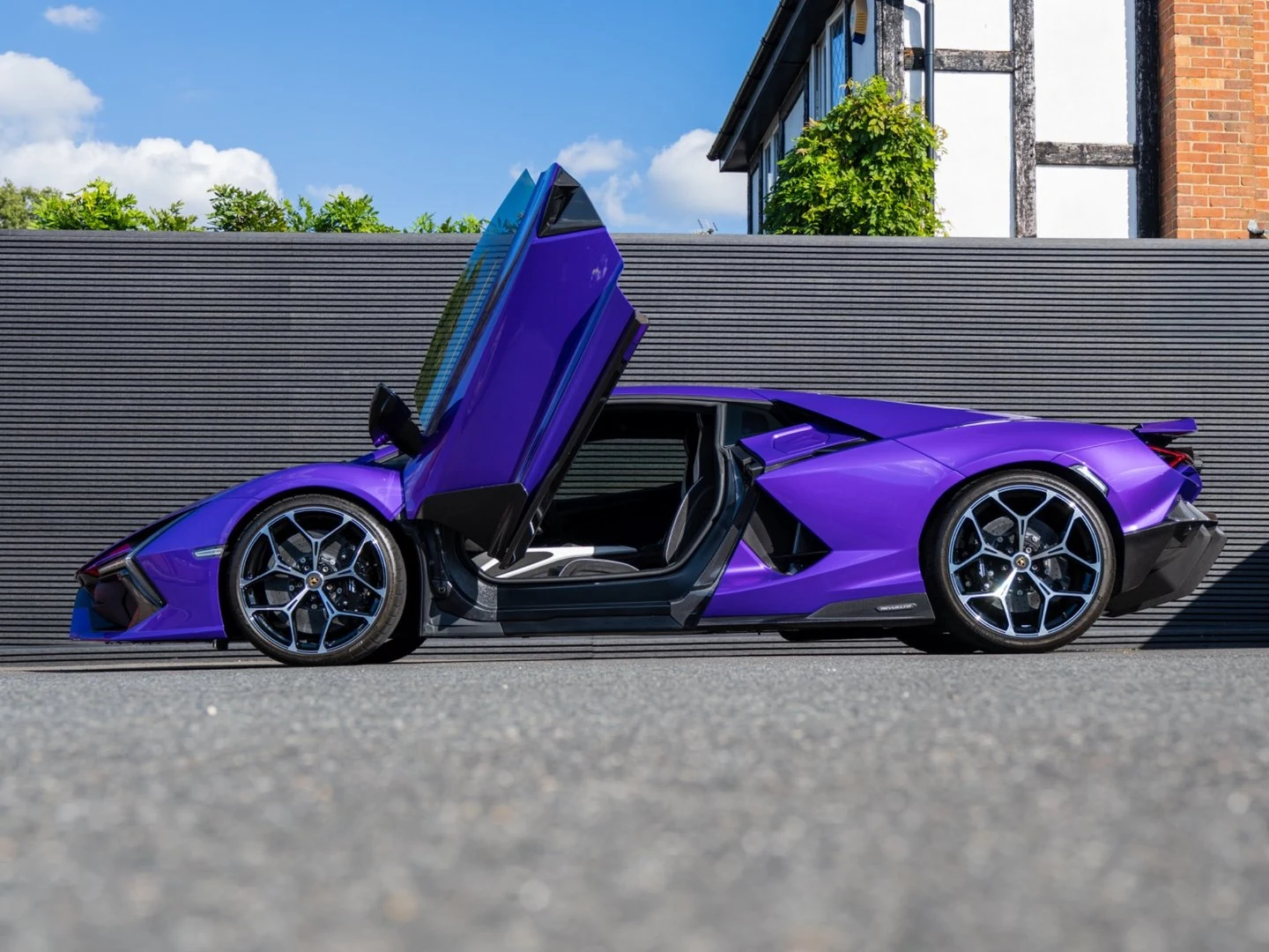 2024 Lamborghini Revuelto, 17/20