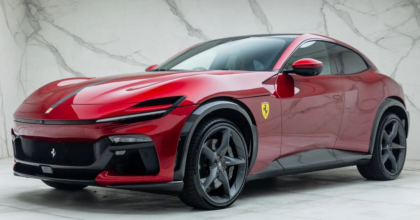 Ferrari Purosangue · Lipstick Red · Romans International