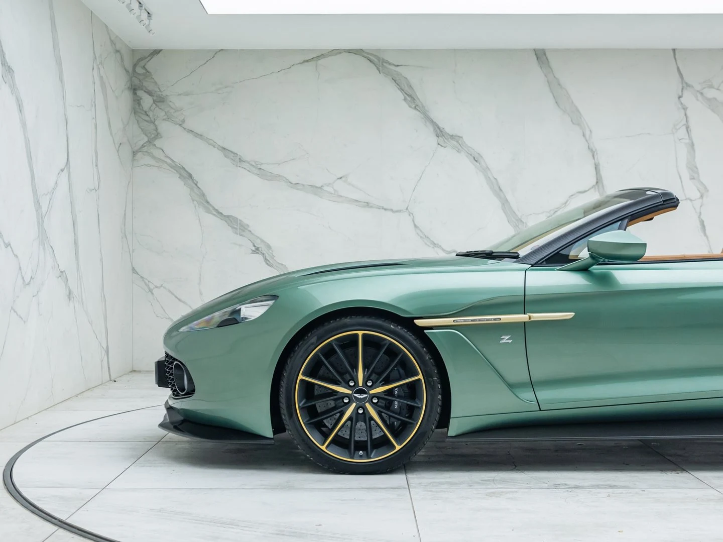 2018 Aston Martin Vanquish Zagato Speedster, 2/20