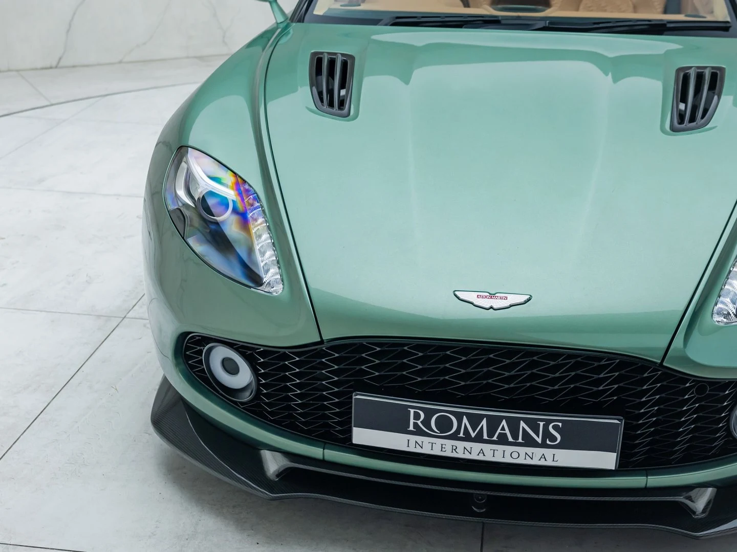 2018 Aston Martin Vanquish Zagato Speedster, 5/20