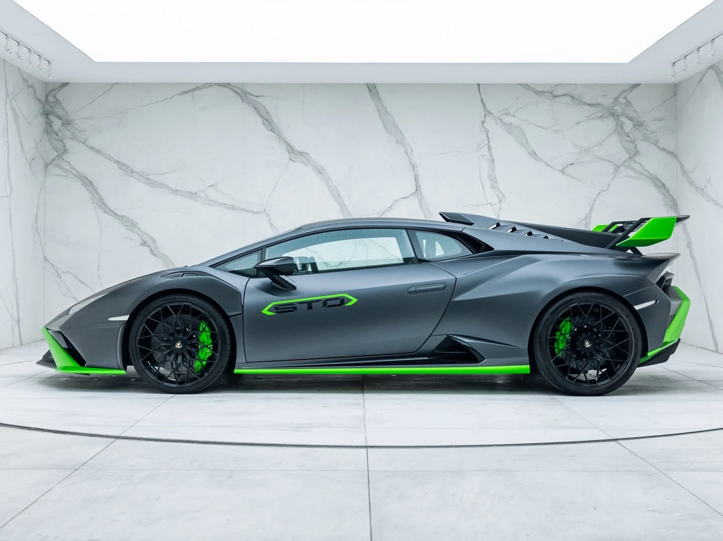 2022 Lamborghini Huracán STO, 7/20