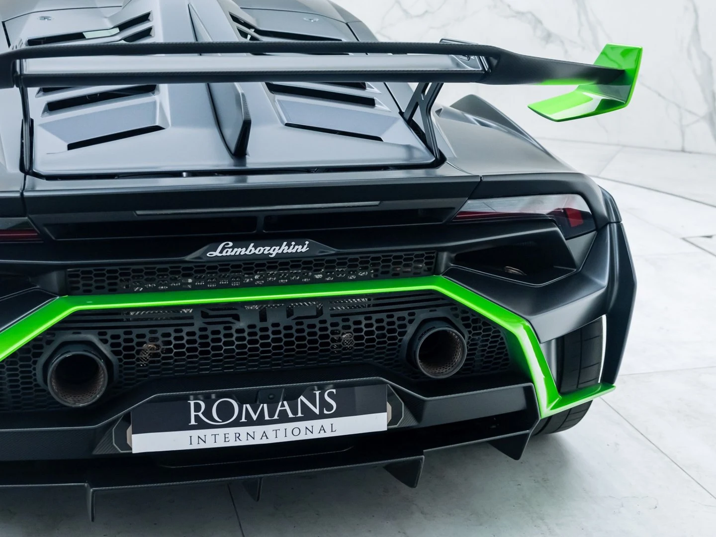 2022 Lamborghini Huracán STO, 13/20