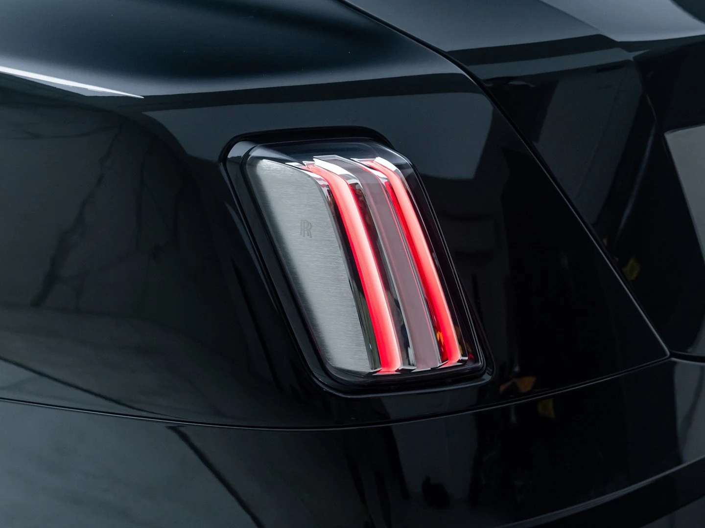 2024 Rolls-Royce Spectre, 12/20
