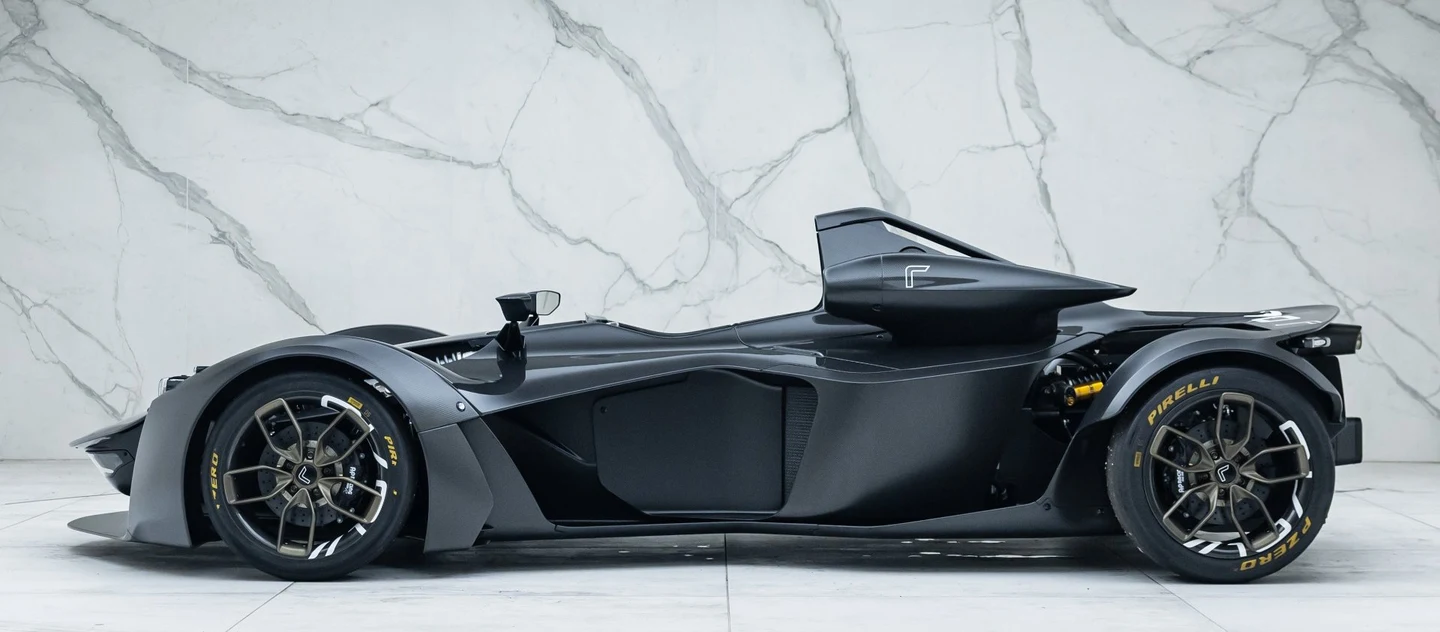 2024 BAC Mono R, 2/20