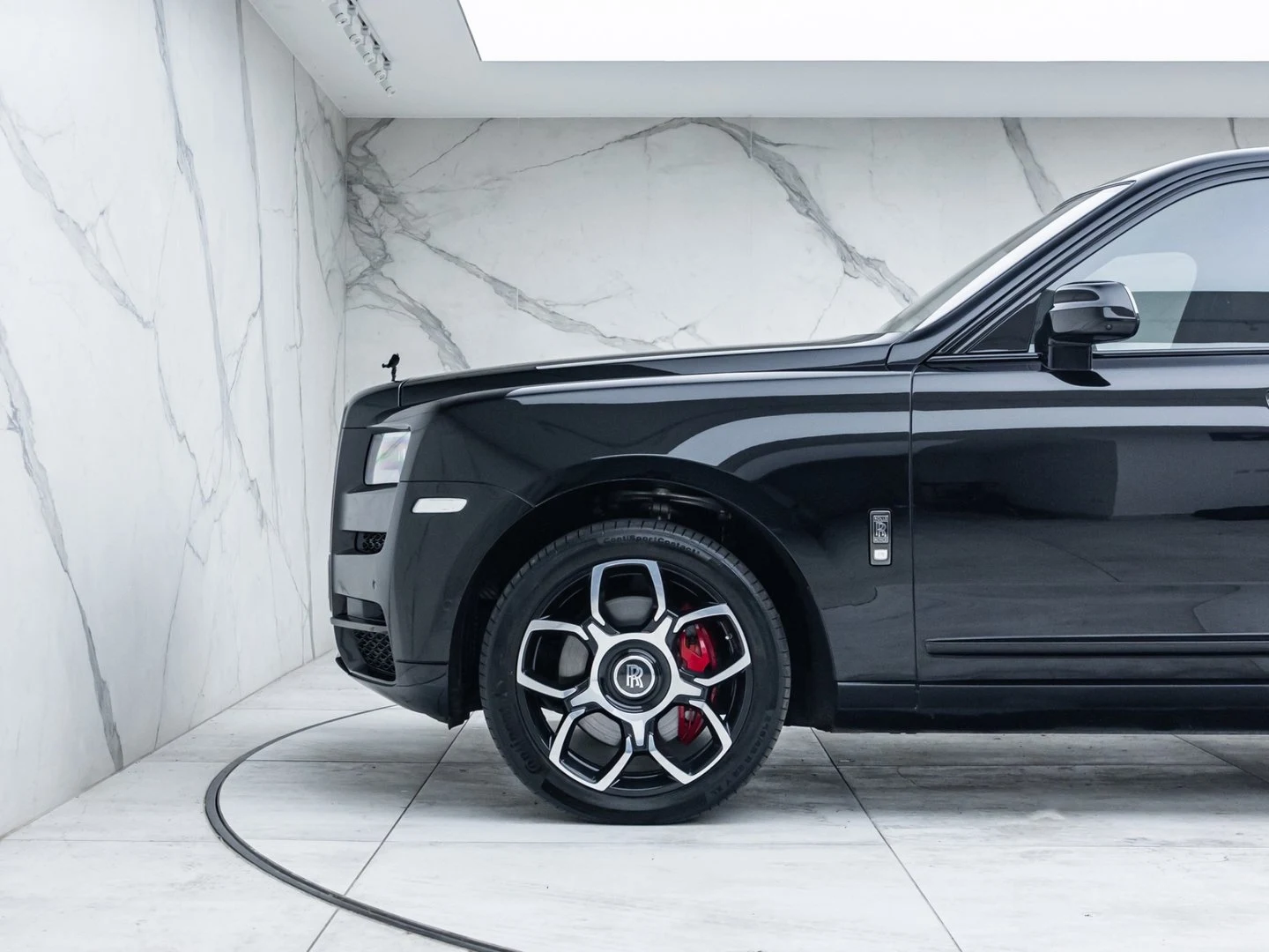 2020 Rolls-Royce Cullinan Black Badge, 8/20