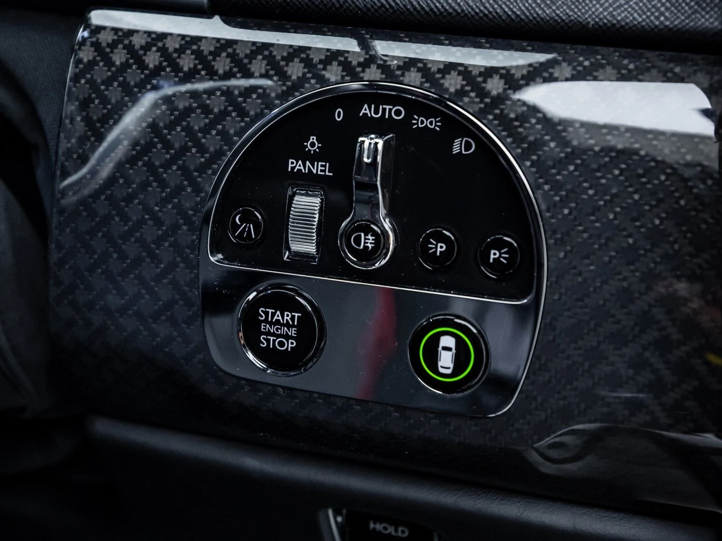 2020 Rolls-Royce Cullinan Black Badge, 13/20
