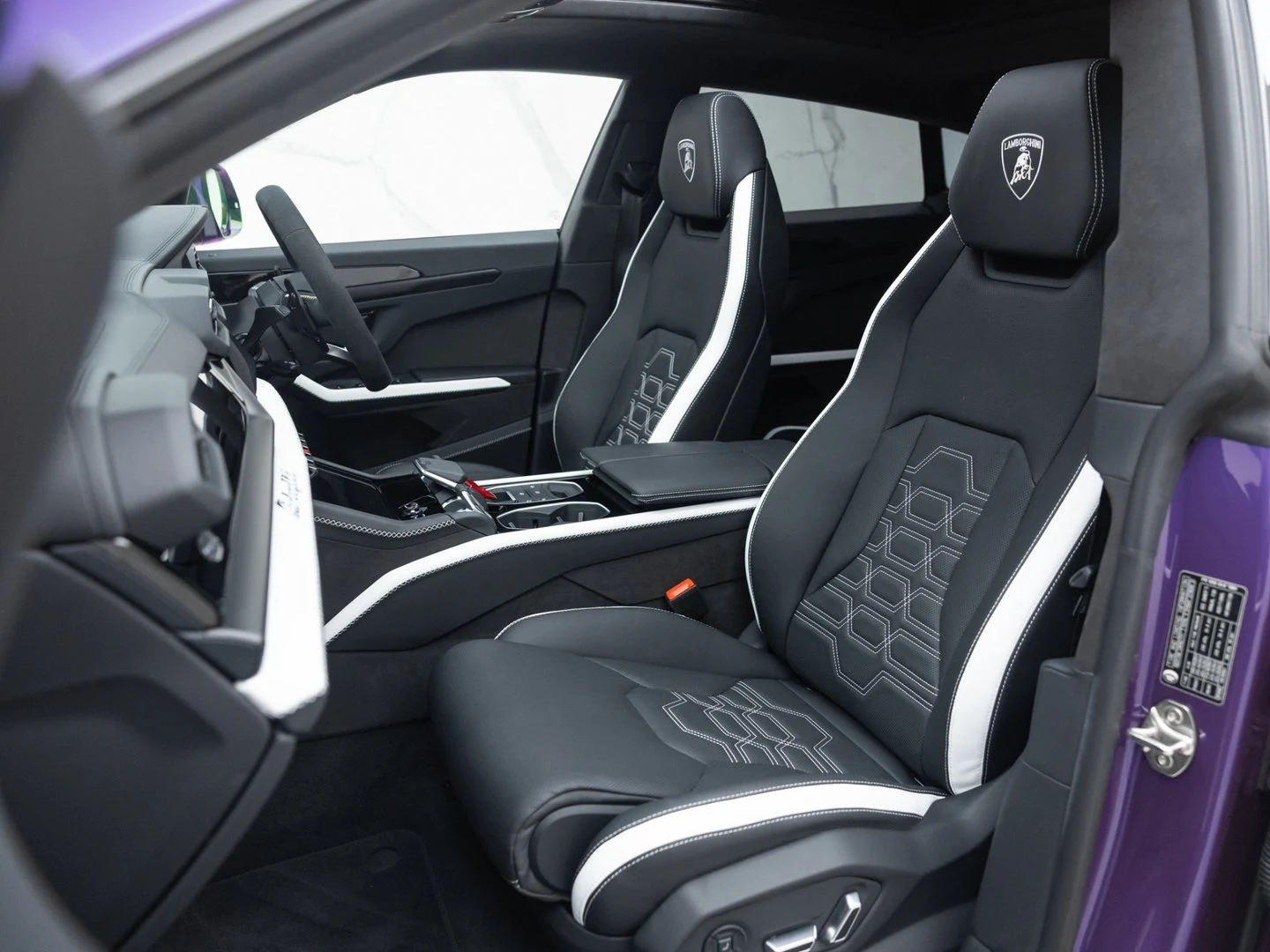 2025 Lamborghini Urus SE, 19/20