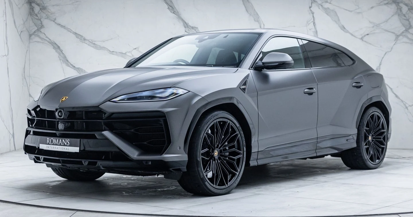 Lamborghini Urus SE · Grigio Keres · Romans International