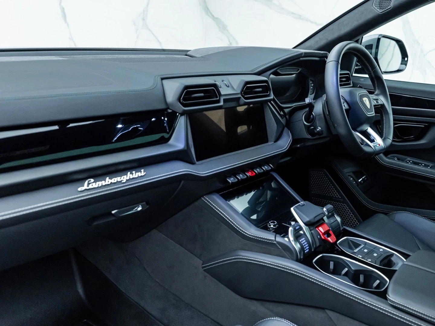 2025 Lamborghini Urus SE, 17/20