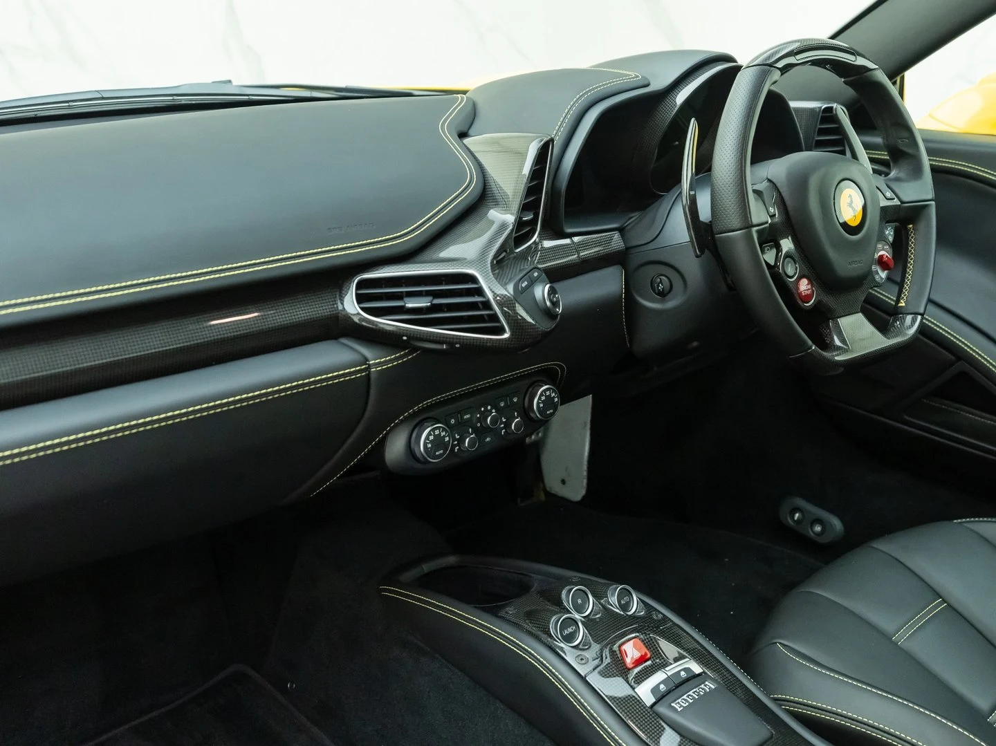 2011 Ferrari 458 Italia, 5/20