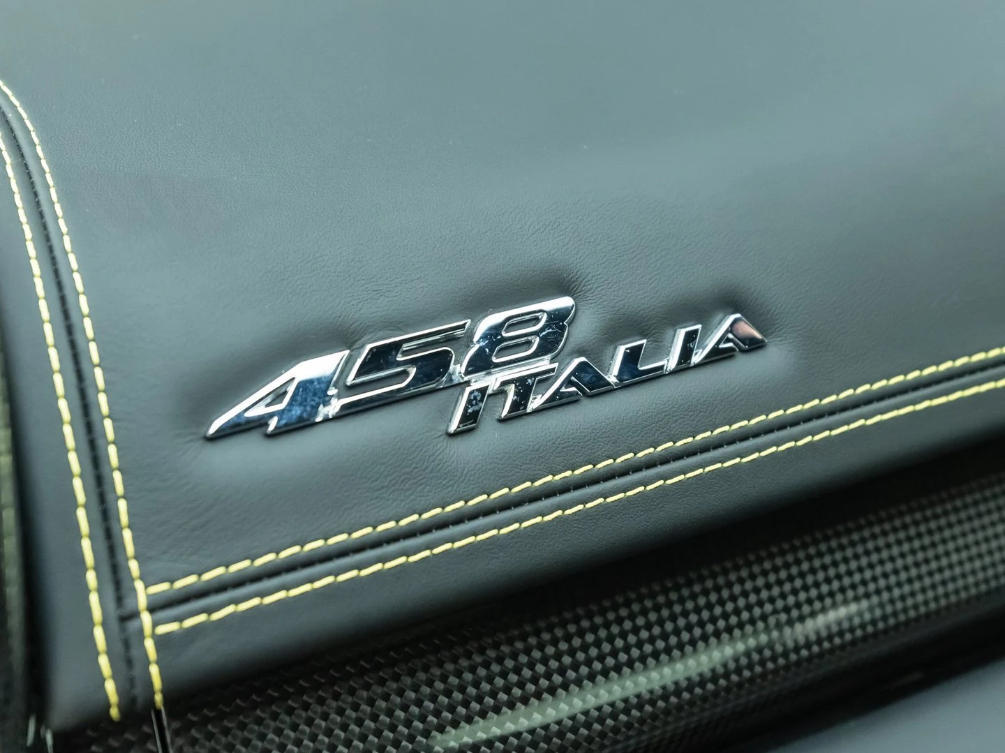 2011 Ferrari 458 Italia, 7/20