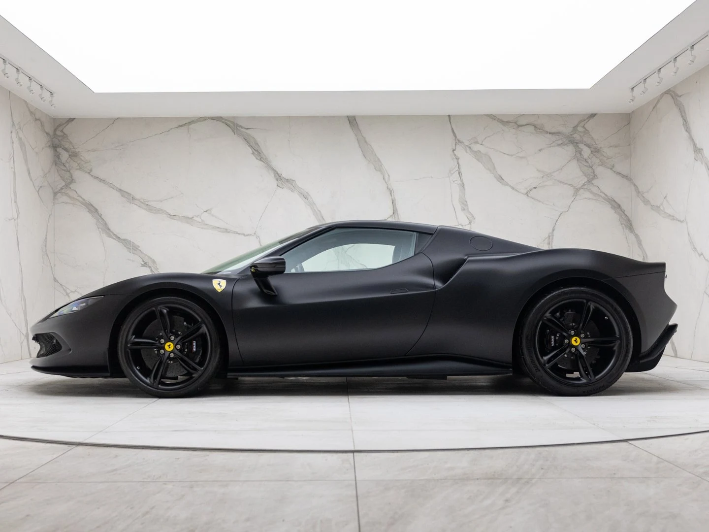 2023 Ferrari 296 GTB, 7/20