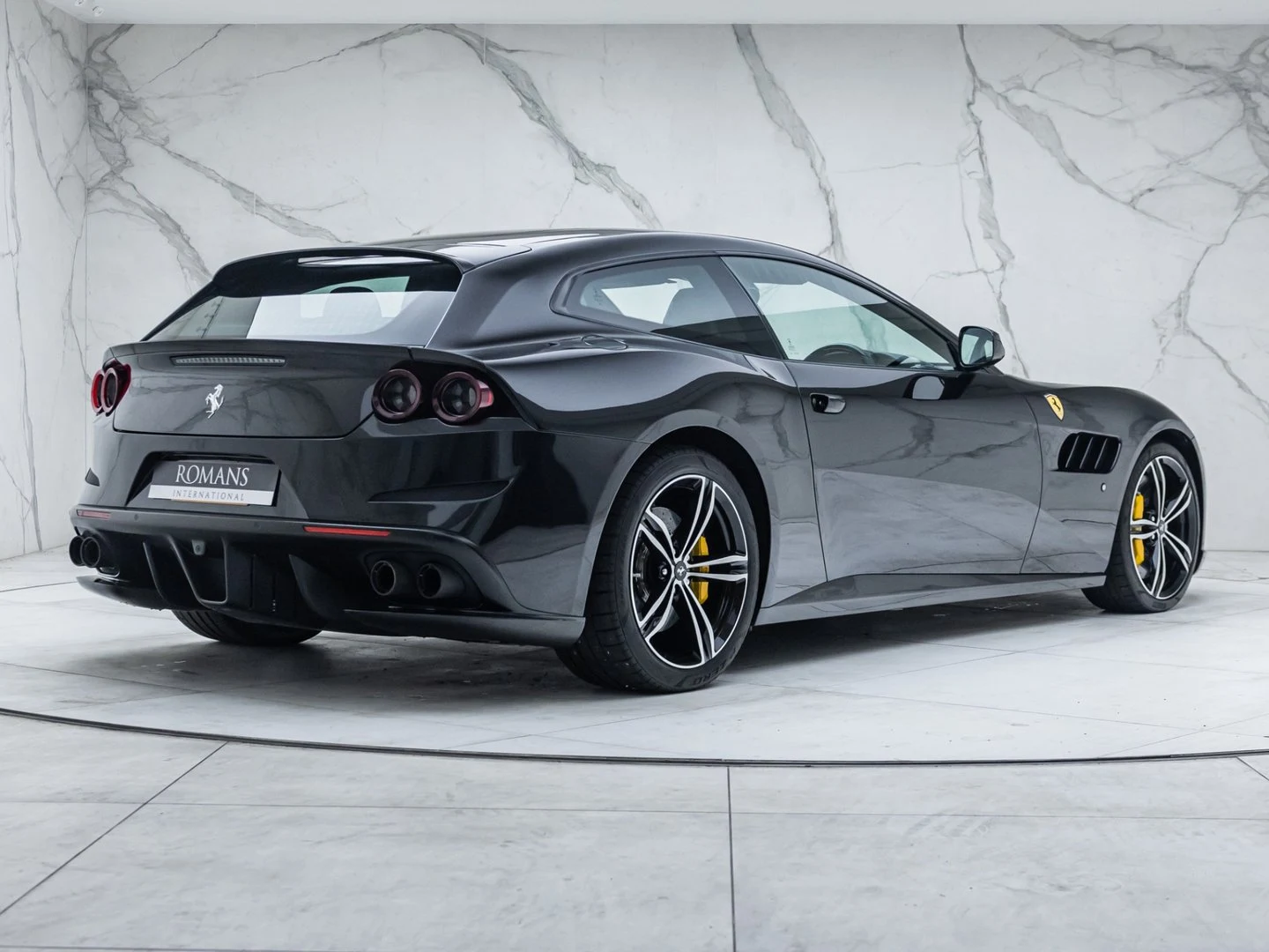 2017 Ferrari GTC4Lusso V12, 7/20