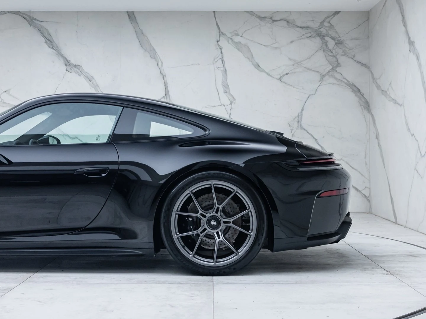 2025 Porsche 911 (992.2) GT3 Touring, 10/20