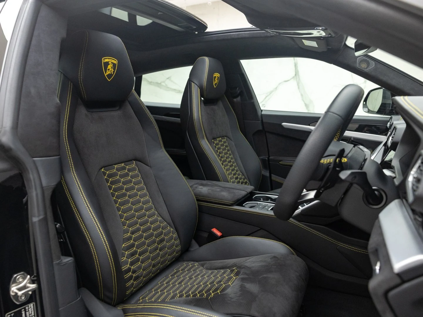 2023 Lamborghini Urus S, 16/20