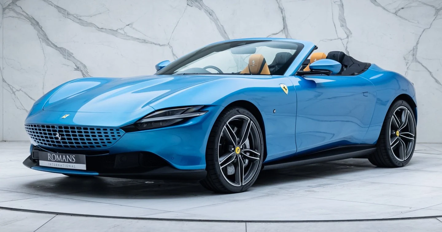 Ferrari Roma Spider · Azzurro California · Romans International