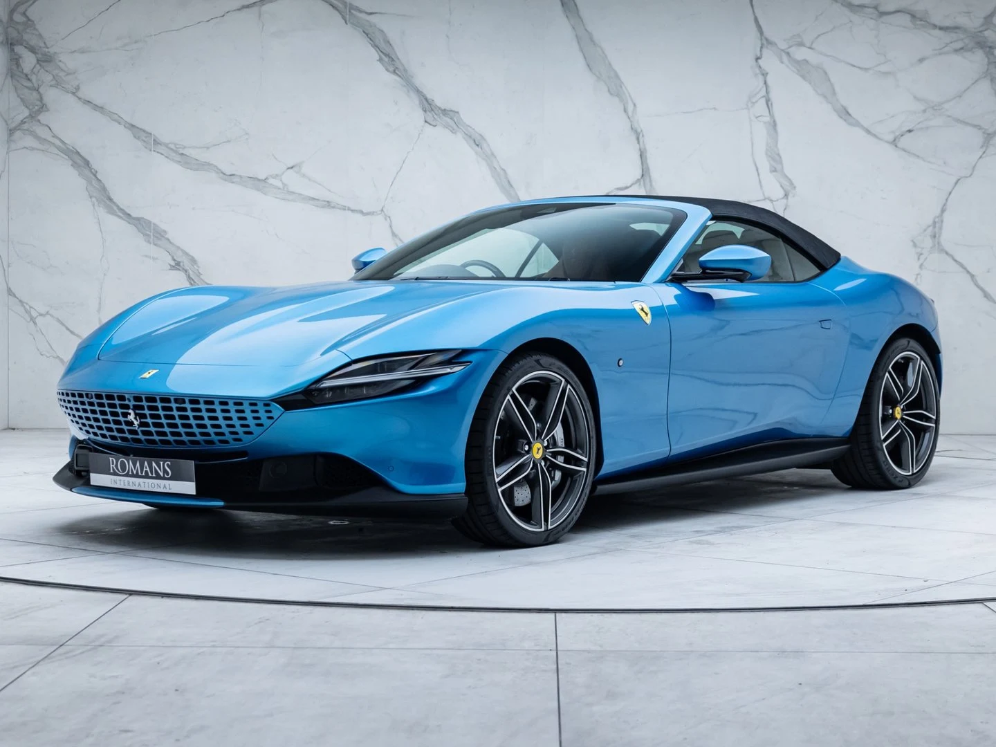 2025 Ferrari Roma Spider, 16/20