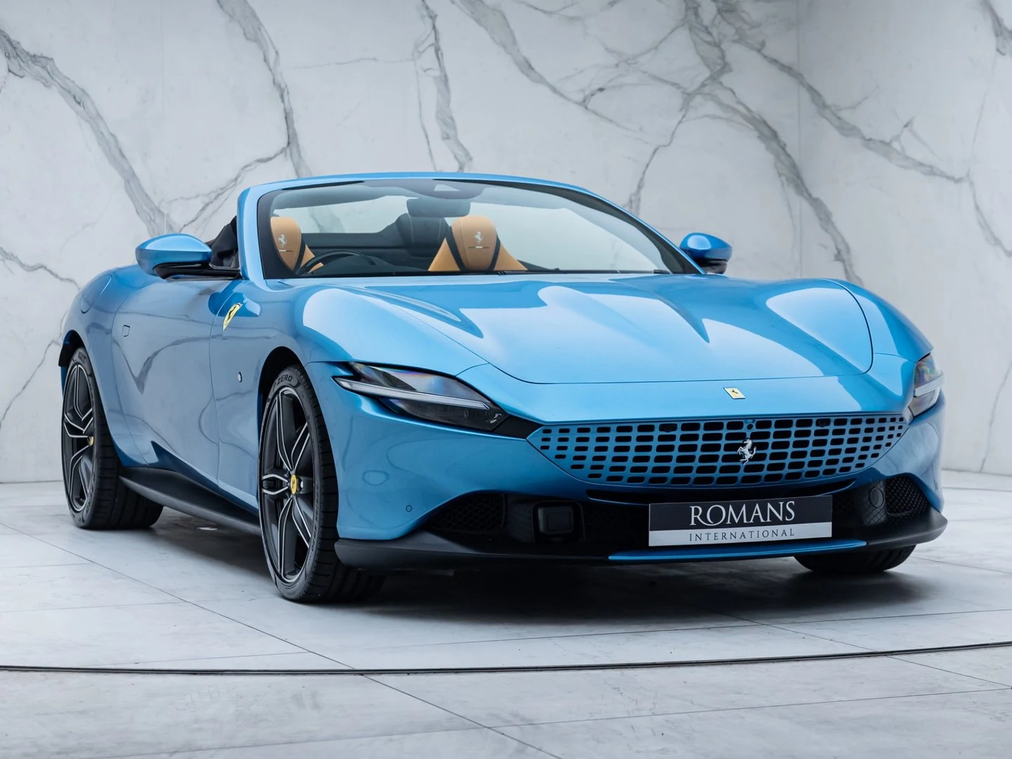 2025 Ferrari Roma Spider, 17/20