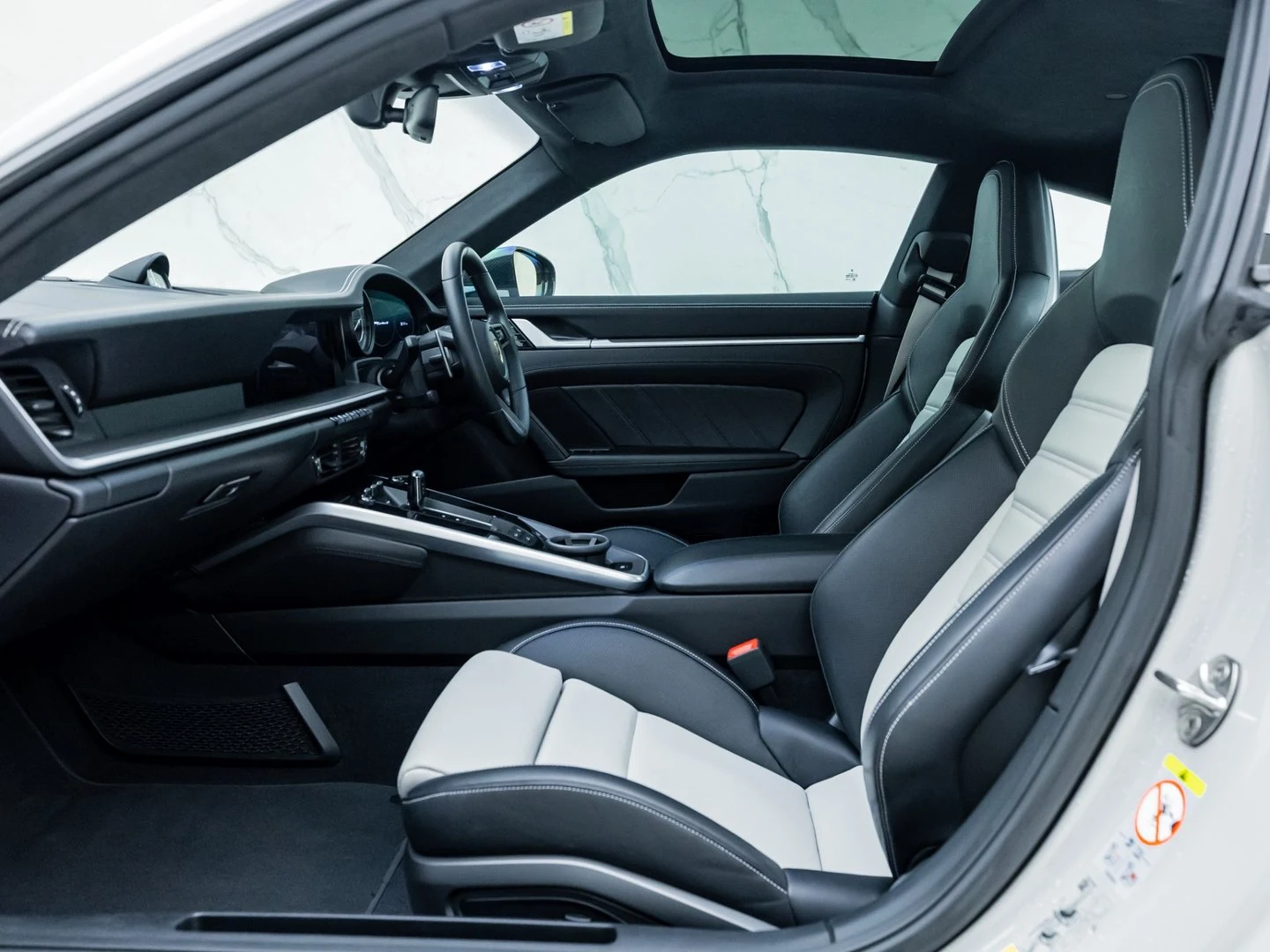 2021 Porsche 911 (992) Turbo S, 6/20
