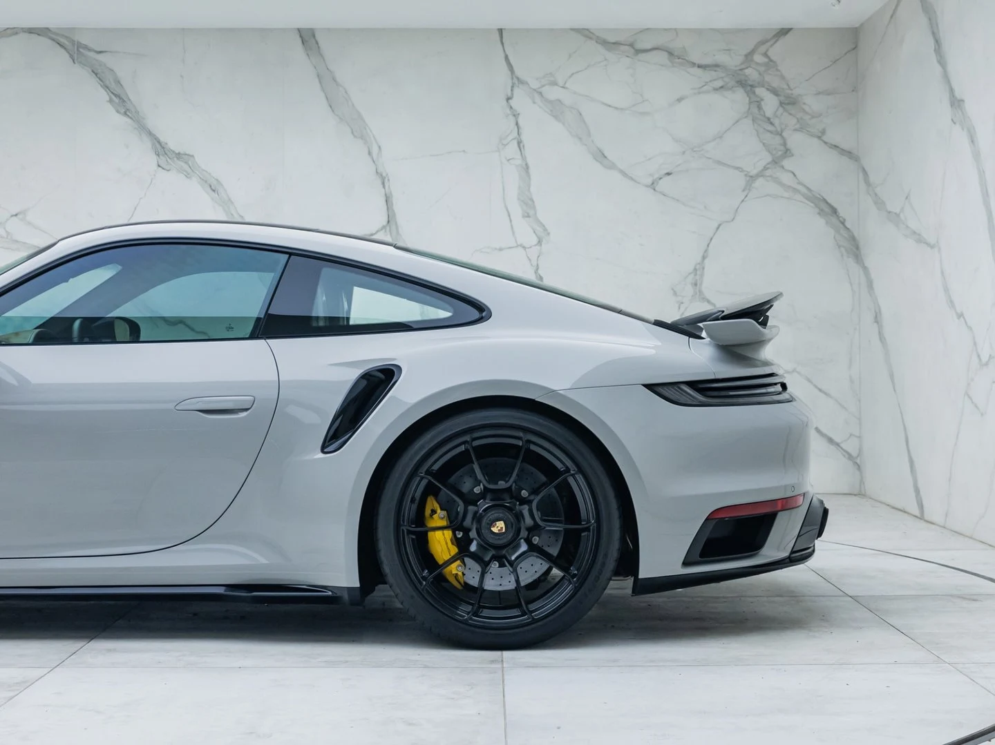 2021 Porsche 911 (992) Turbo S, 7/20