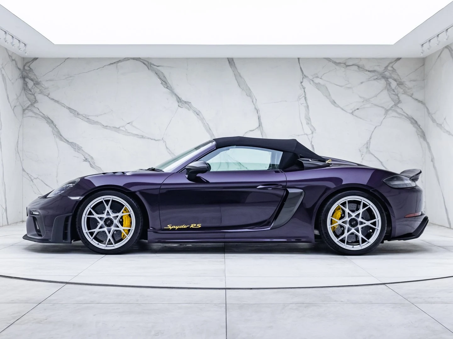 2024 Porsche 718 Spyder RS, 2/20