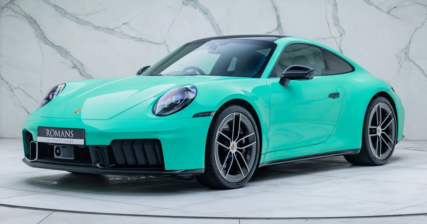 Porsche 911 (992.2) Carrera GTS · PTS Mintgreen · Romans International