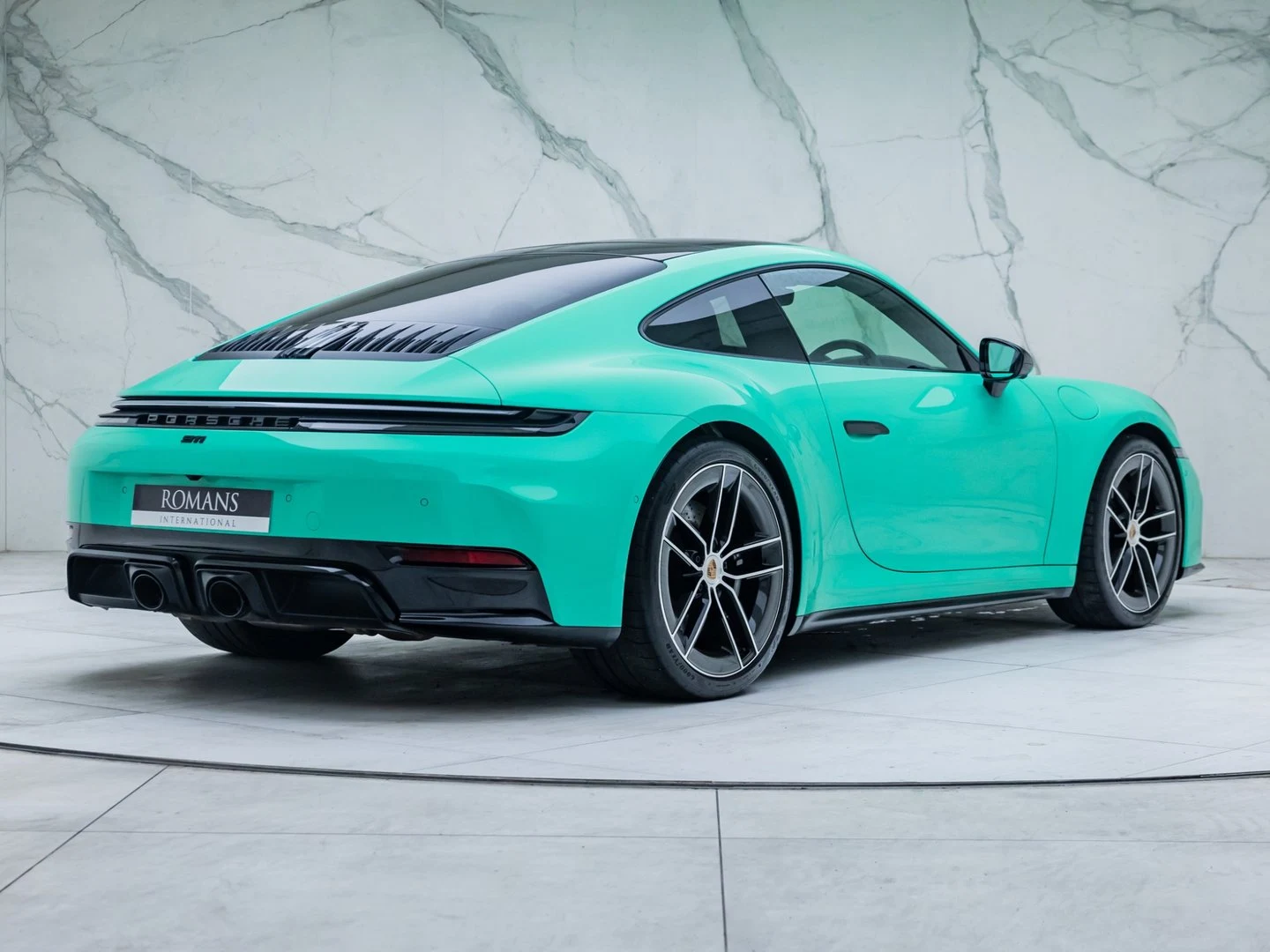 2025 Porsche 911 (992.2) Carrera GTS, 2/20