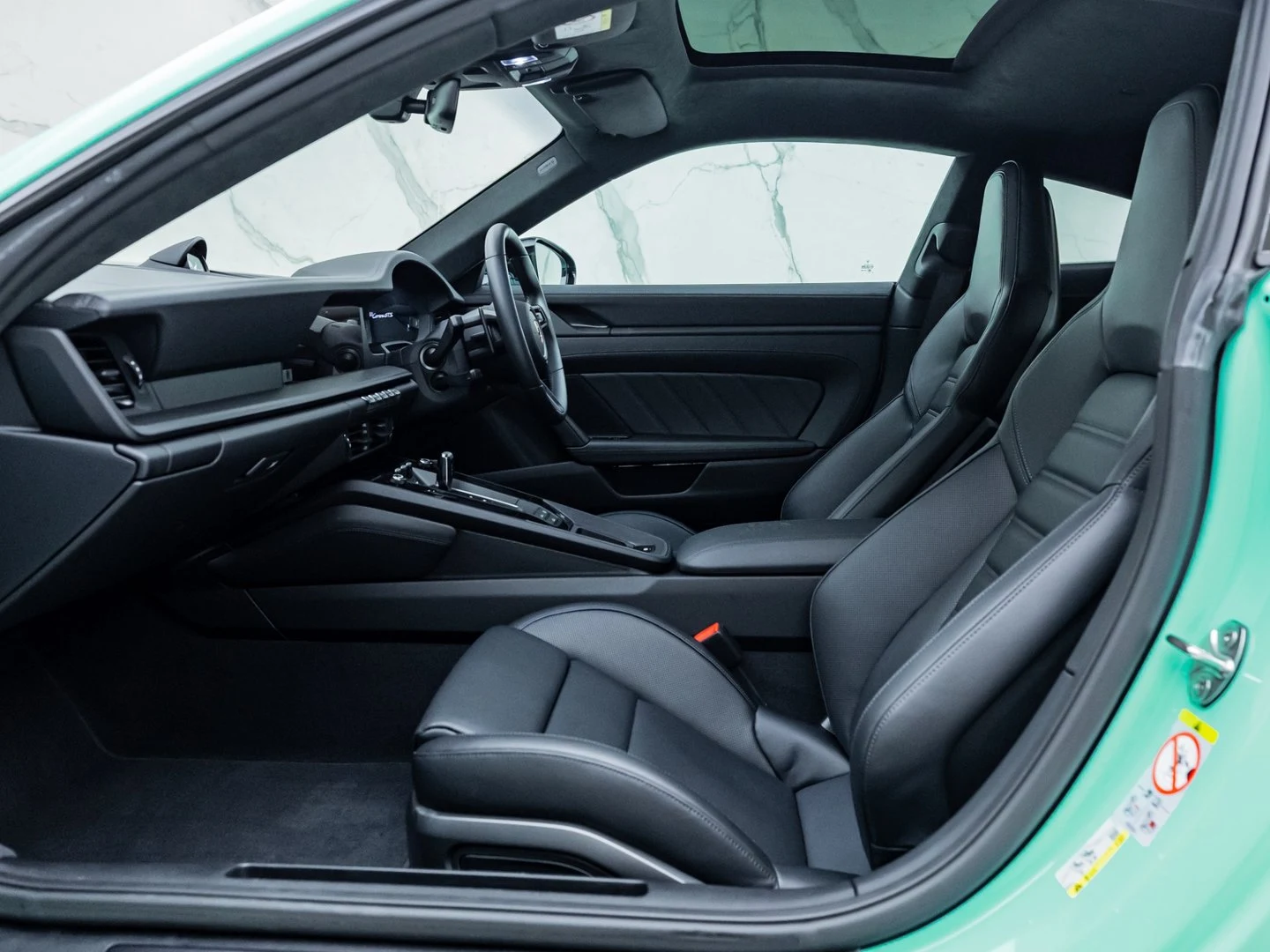 2025 Porsche 911 (992.2) Carrera GTS, 17/20