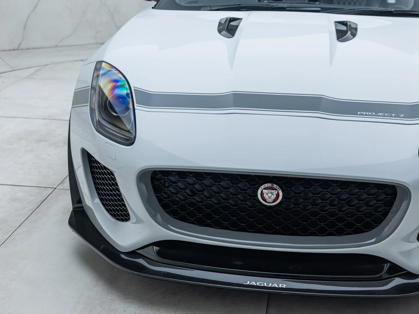 2015 Jaguar F-Type Project 7, 18/20