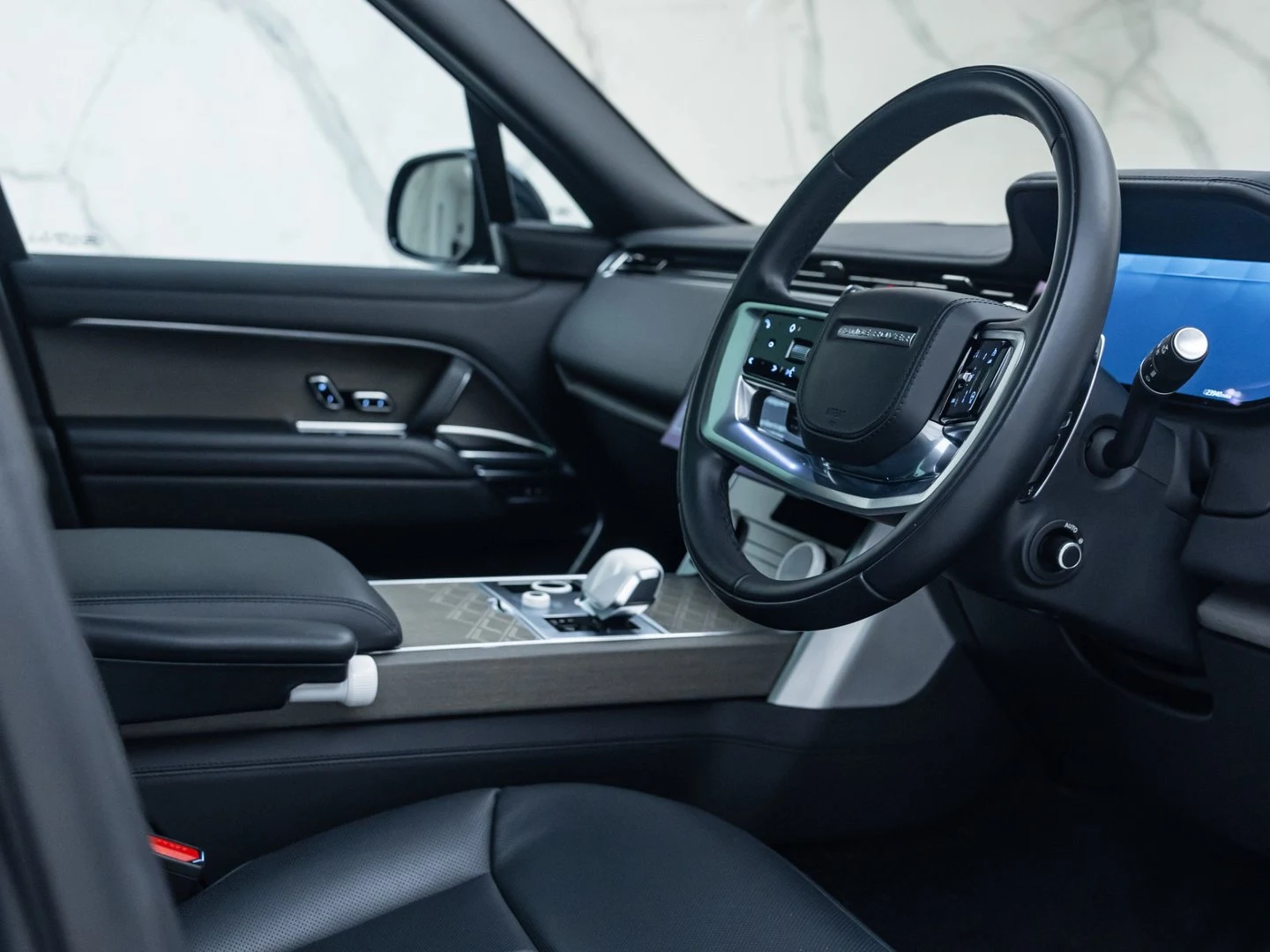 2022 Land Rover Range Rover P530 SV, 17/20