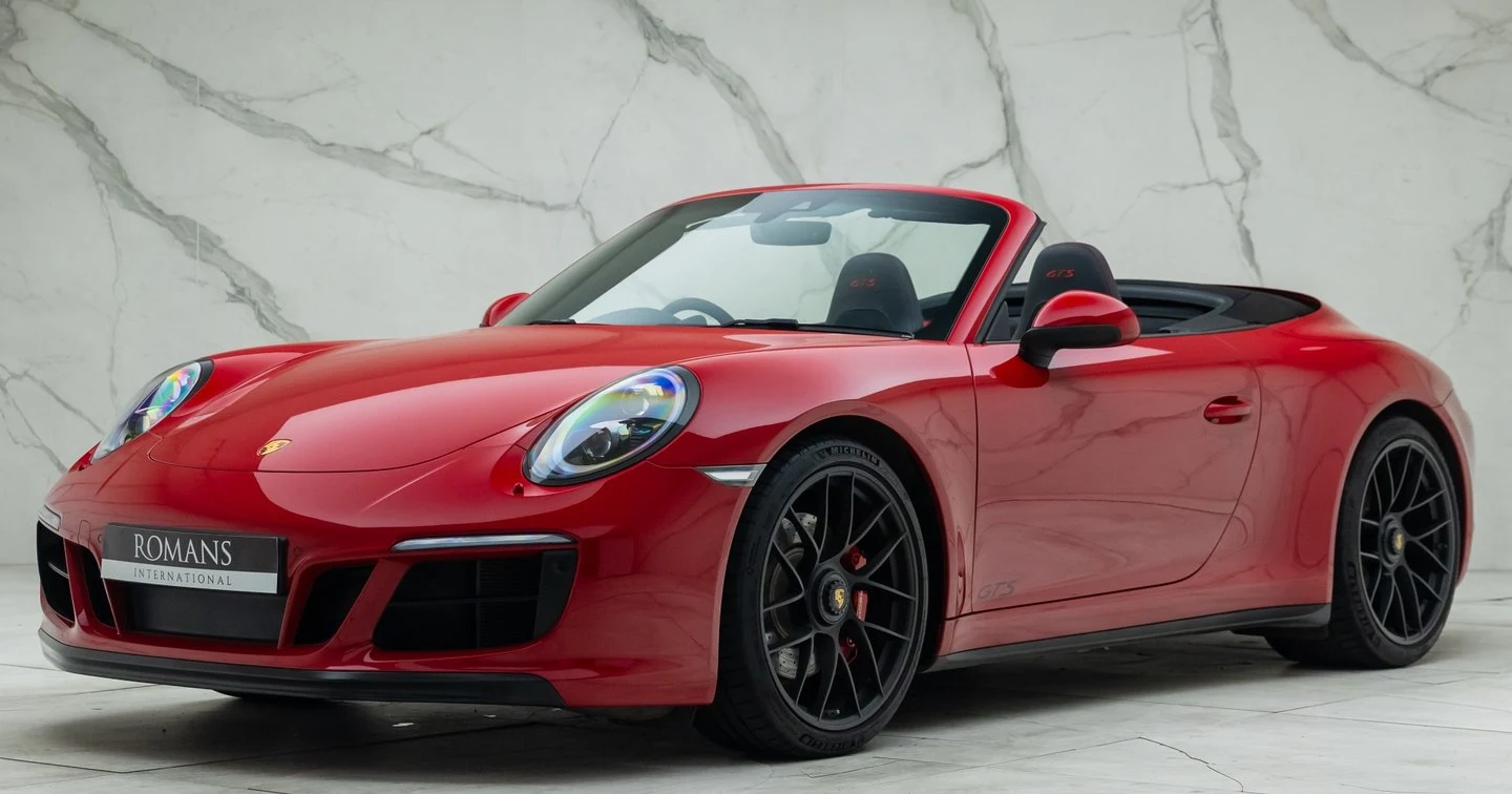 Porsche 911 (991.2) Carrera GTS Cabriolet · Carmine Red · Romans International