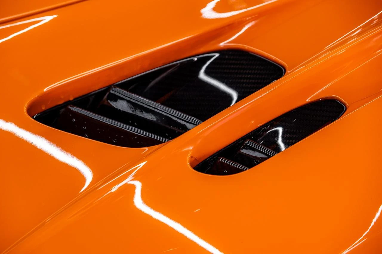 2023 Bugatti Chiron Pur Sport, 8/20