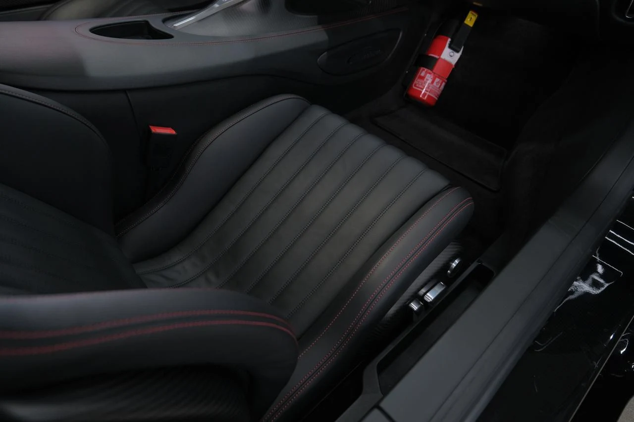 2018 Bugatti Chiron, 19/20