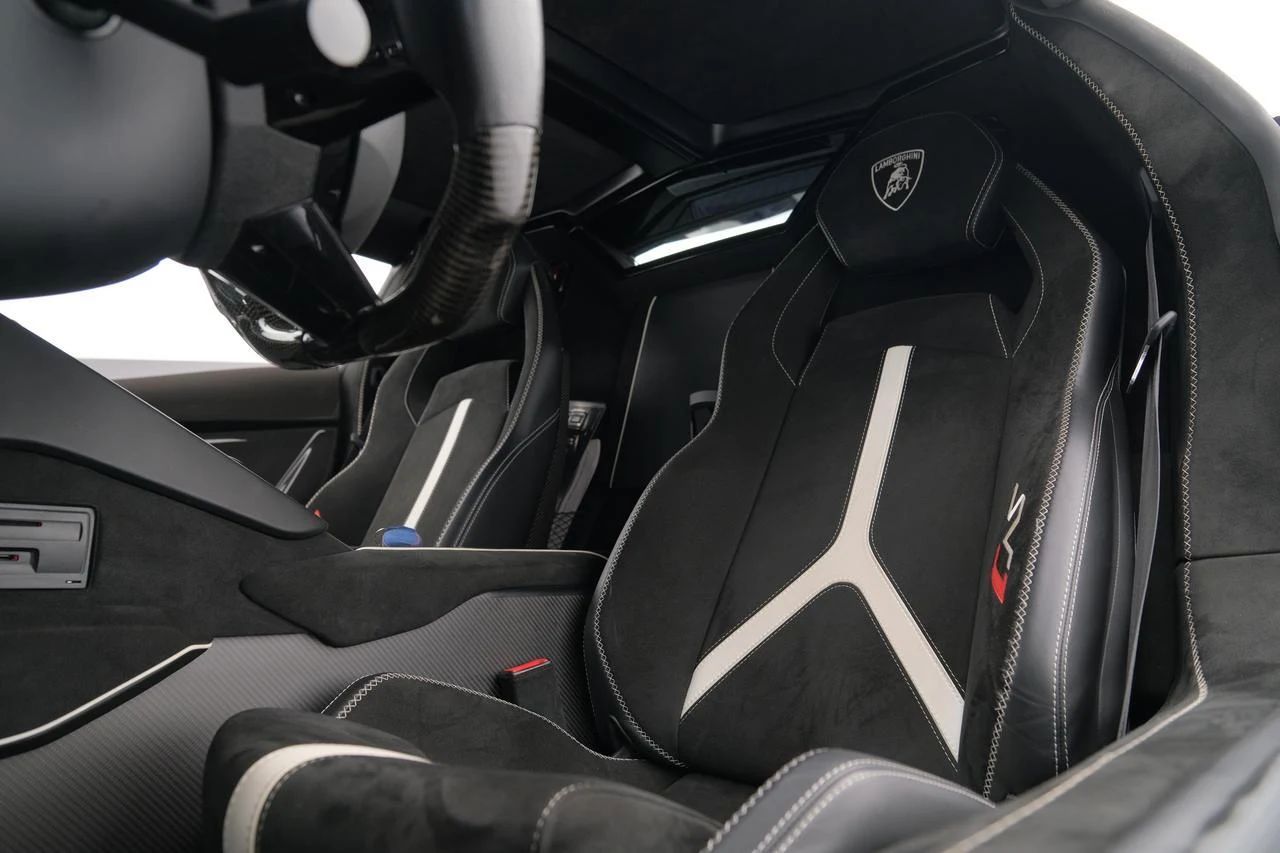 2021 Lamborghini Aventador SVJ Roadster, 8/20