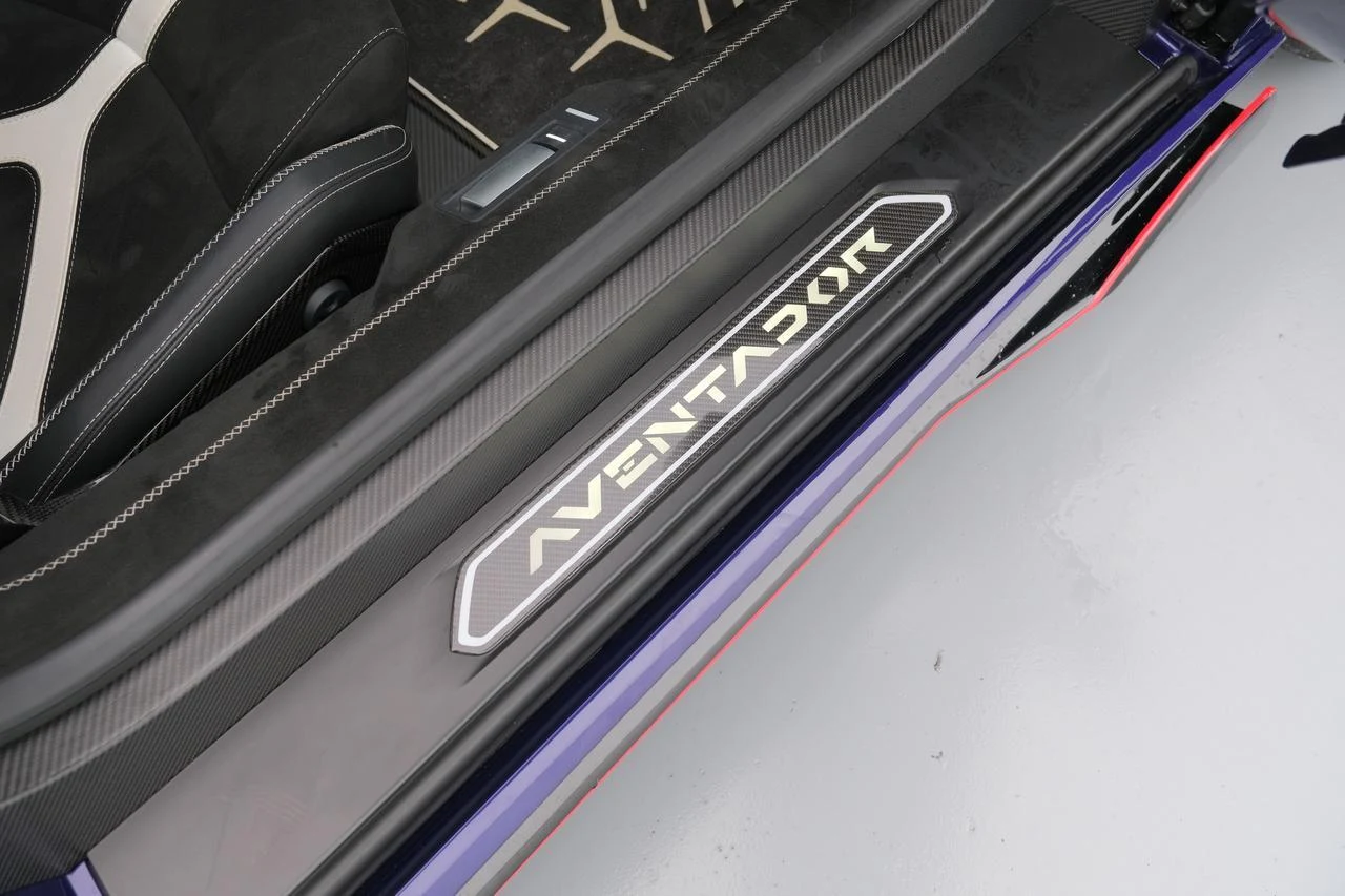 2021 Lamborghini Aventador SVJ Roadster, 15/20