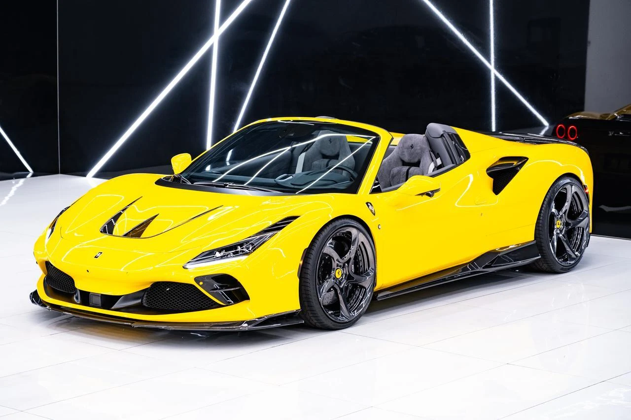 2021 Ferrari F8 Spider, 3/20