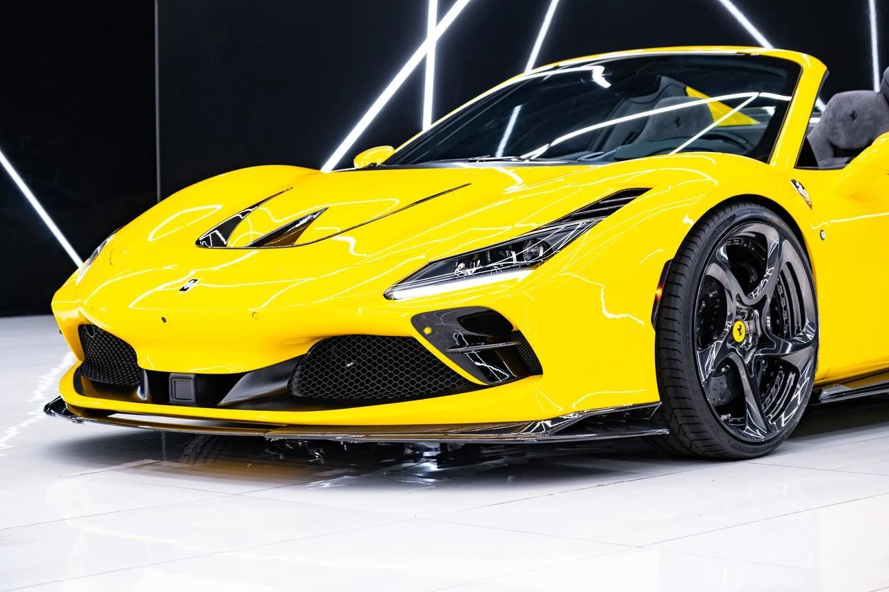 2021 Ferrari F8 Spider, 4/20