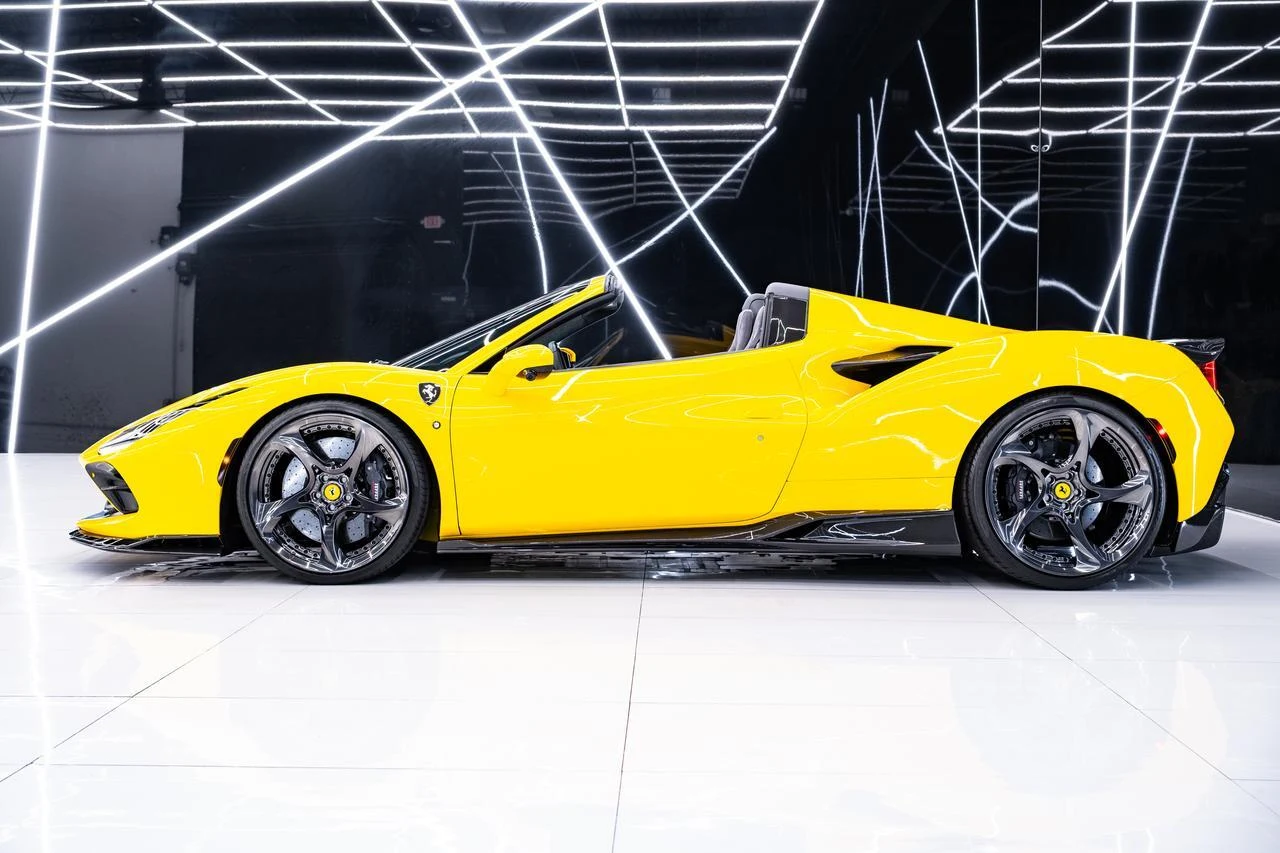 2021 Ferrari F8 Spider, 12/20